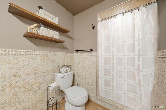 11272 Slade Road, Ridgeway, NY 14103