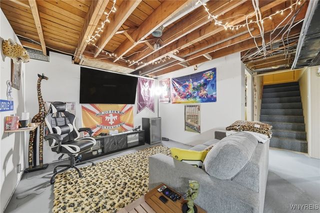 11272 Slade Road, Ridgeway, NY 14103