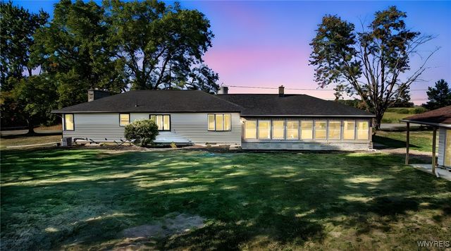 11272 Slade Road, Ridgeway, NY 14103