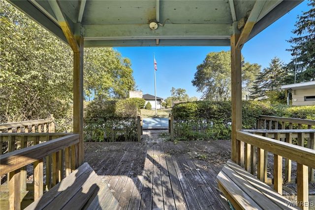 11272 Slade Road, Ridgeway, NY 14103