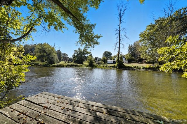 11272 Slade Road, Ridgeway, NY 14103