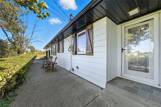 11272 Slade Road, Ridgeway, NY 14103