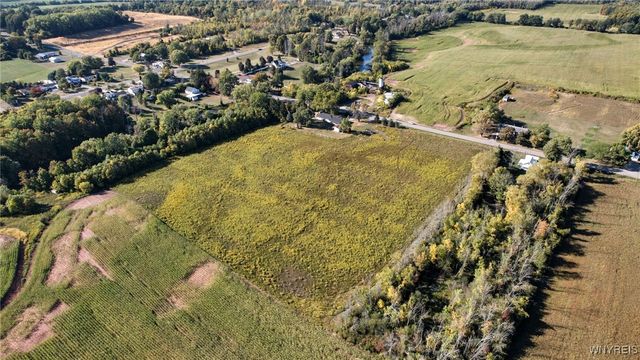 11272 Slade Road, Ridgeway, NY 14103