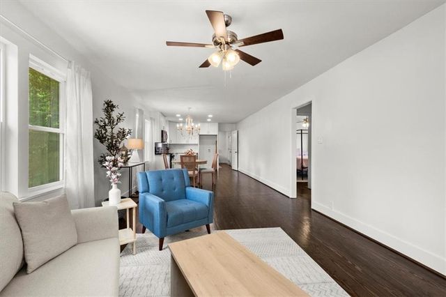 3572 Old 41 NW Highway, Kennesaw, GA 30144