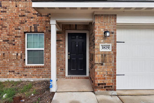 3819 LEIGHTON HBR, Von Ormy, TX 78073