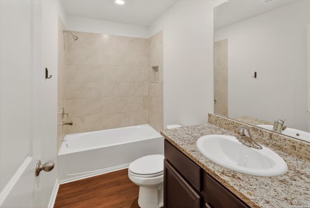 3819 LEIGHTON HBR, Von Ormy, TX 78073