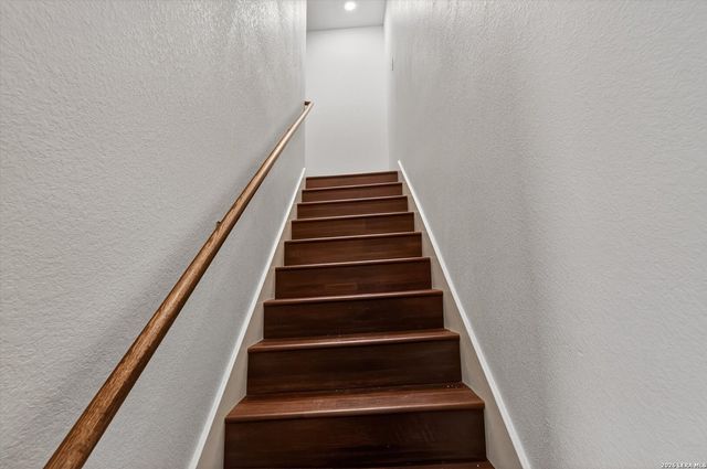 3819 LEIGHTON HBR, Von Ormy, TX 78073