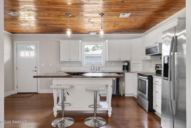 815 Avenue A, Scott, LA 70583