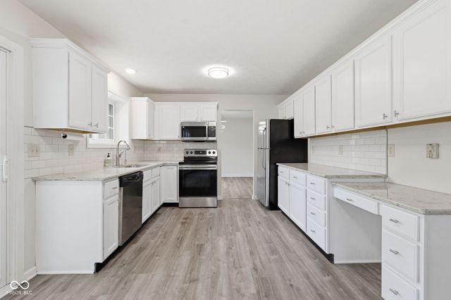 13461 Shakamac Drive, Carmel, IN 46032