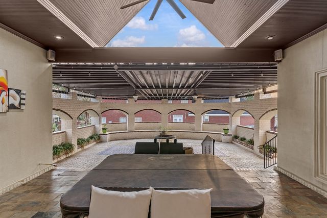 207 Royal Orleans Ct, Dothan, AL 36305