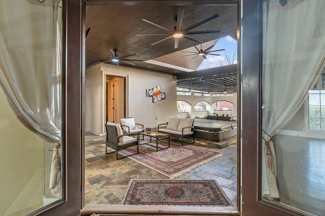 207 Royal Orleans Ct, Dothan, AL 36305