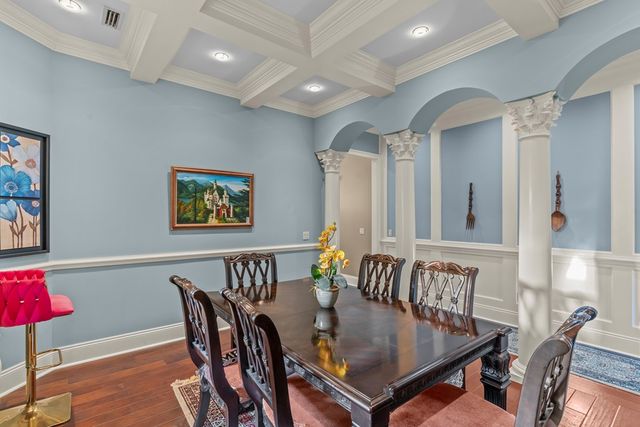 207 Royal Orleans Ct, Dothan, AL 36305