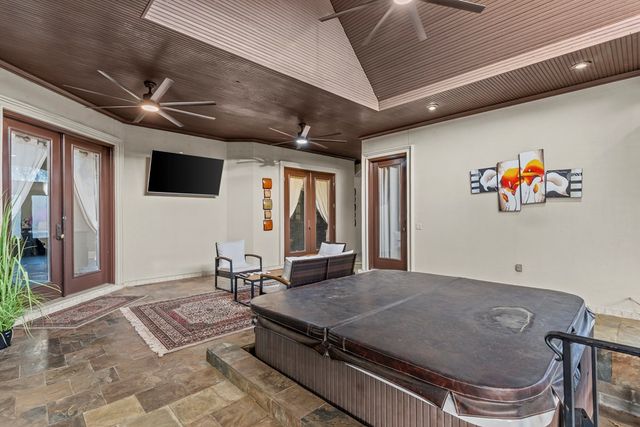 207 Royal Orleans Ct, Dothan, AL 36305