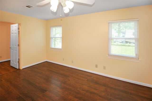 1106 Castle Hill Trail, Kingwood, TX 77339