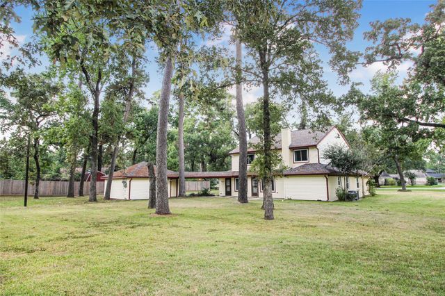 1106 Castle Hill Trail, Kingwood, TX 77339