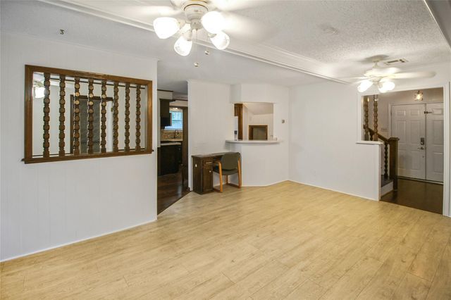 1106 Castle Hill Trail, Kingwood, TX 77339