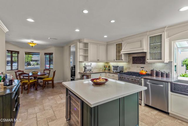 984 Harris Court, Thousand Oaks, CA 91362