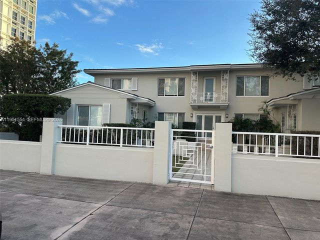 738 Biltmore Way 6, Coral Gables, FL 33134