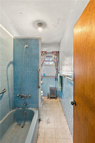 96 High Street, Cumberland, RI 02864
