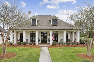 9597 Prairie Dunes Ct, Denham Springs, LA 70726