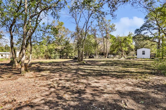 400 County Road 4023, Dayton, TX 77535