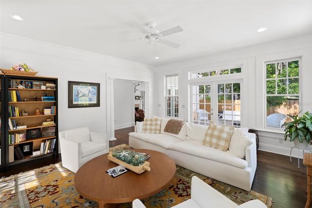 2630 W PROSPECT ROAD, Tampa, FL 33629