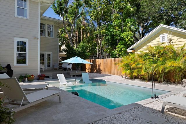 2630 W PROSPECT ROAD, Tampa, FL 33629
