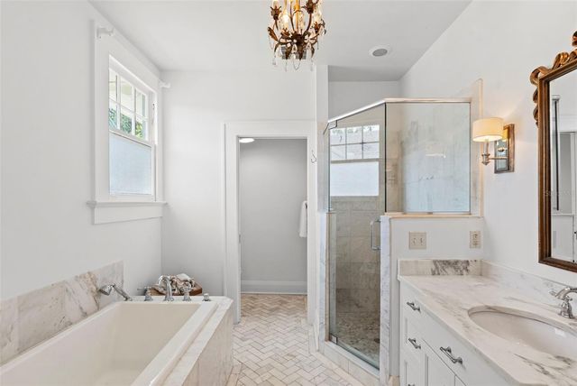 2630 W PROSPECT ROAD, Tampa, FL 33629