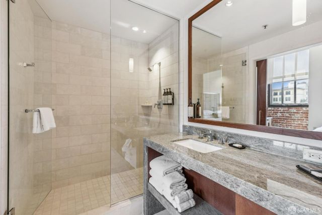 900 North Point Street 411, San Francisco, CA 94109