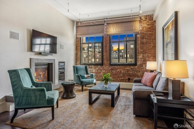 900 North Point Street 411, San Francisco, CA 94109