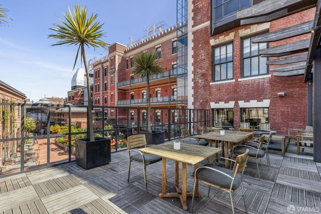 900 North Point Street 411, San Francisco, CA 94109