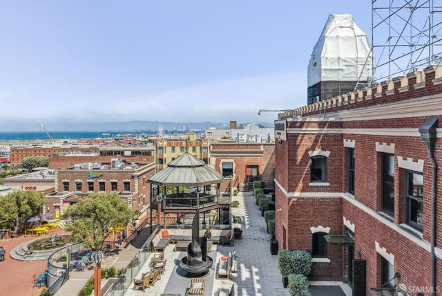 900 North Point Street 411, San Francisco, CA 94109