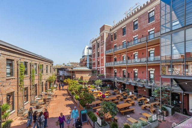 900 North Point Street 411, San Francisco, CA 94109