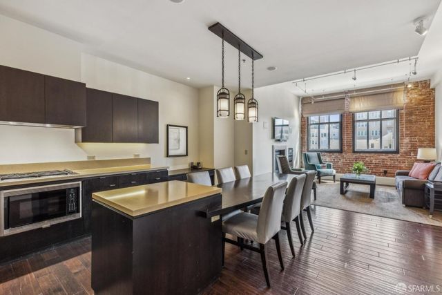 900 North Point Street 411, San Francisco, CA 94109