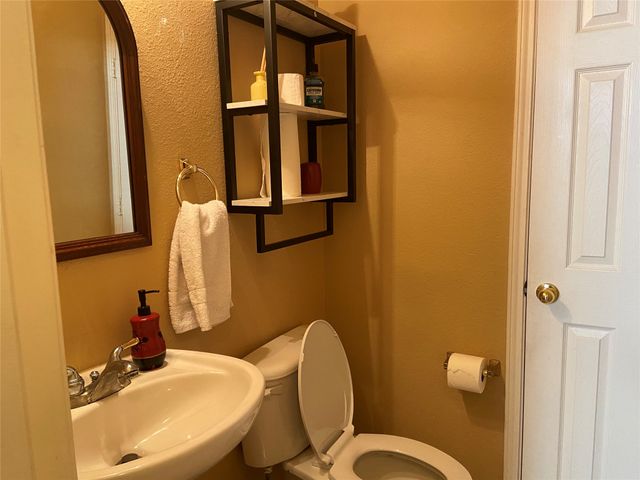 9772 Camino Real, Frisco, TX 75035