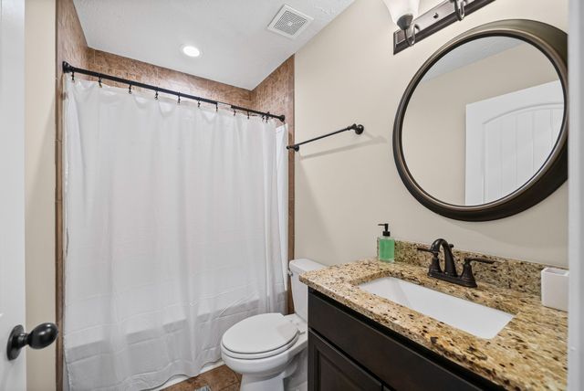 656 Deer Ridge Dr, Clarksville, TN 37042