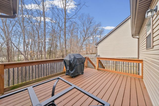 656 Deer Ridge Dr, Clarksville, TN 37042