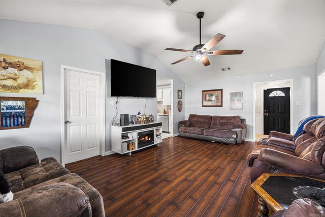 1508 Moon Road, Ward, AR 72176
