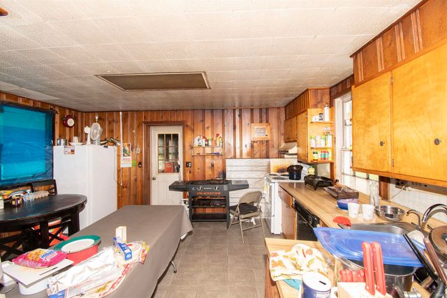 504 McLean Street, Ligonier, IN 46767