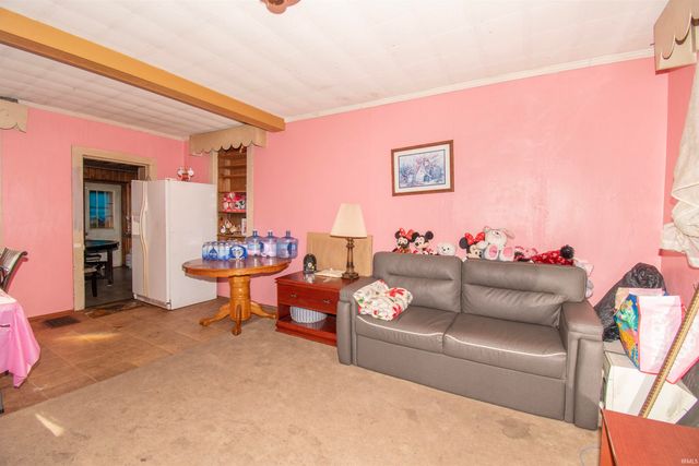 504 McLean Street, Ligonier, IN 46767