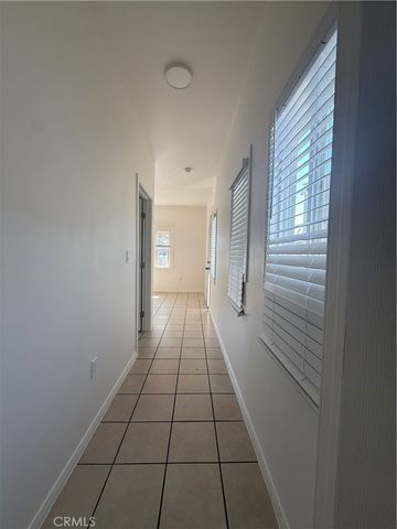 1085 Hoffman Avenue 11, Long Beach, CA 90813