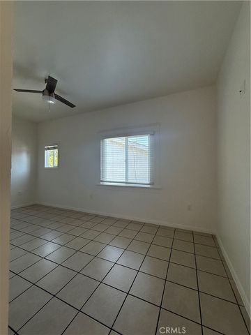 1085 Hoffman Avenue 11, Long Beach, CA 90813