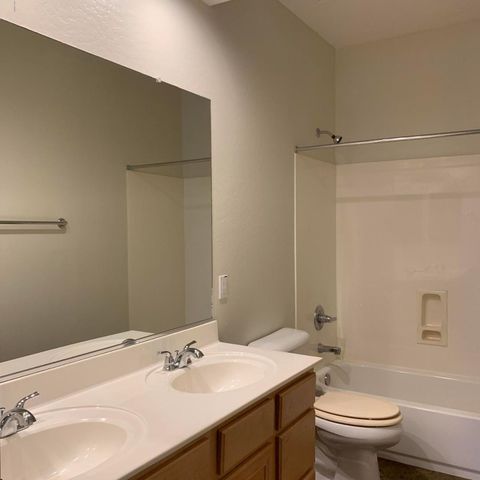 1530 W Thompson Way, Chandler, AZ 85286