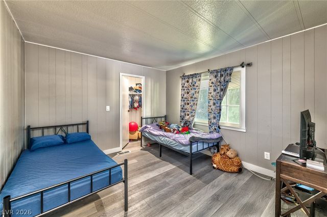 80 Vegas Valley Drive, Pahrump, NV 89048