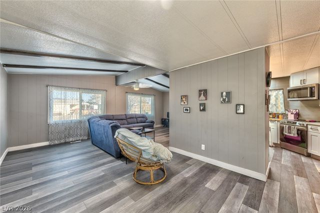 80 Vegas Valley Drive, Pahrump, NV 89048