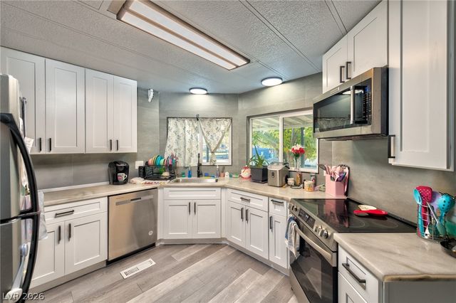 80 Vegas Valley Drive, Pahrump, NV 89048