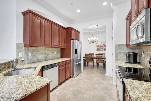 9508 Ironstone TER 201, Naples, FL 34120