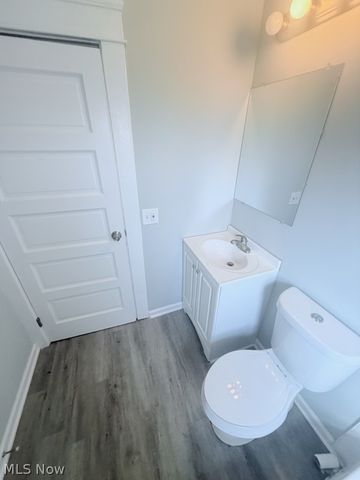 1284 W 85th Street, Cleveland, OH 44102