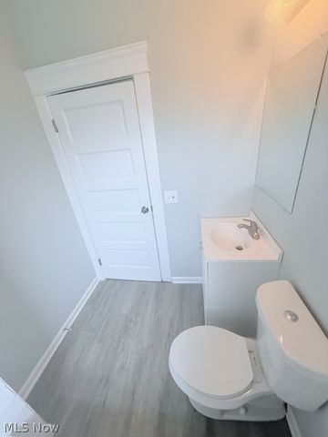 1284 W 85th Street, Cleveland, OH 44102