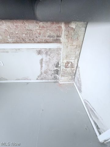 1284 W 85th Street, Cleveland, OH 44102